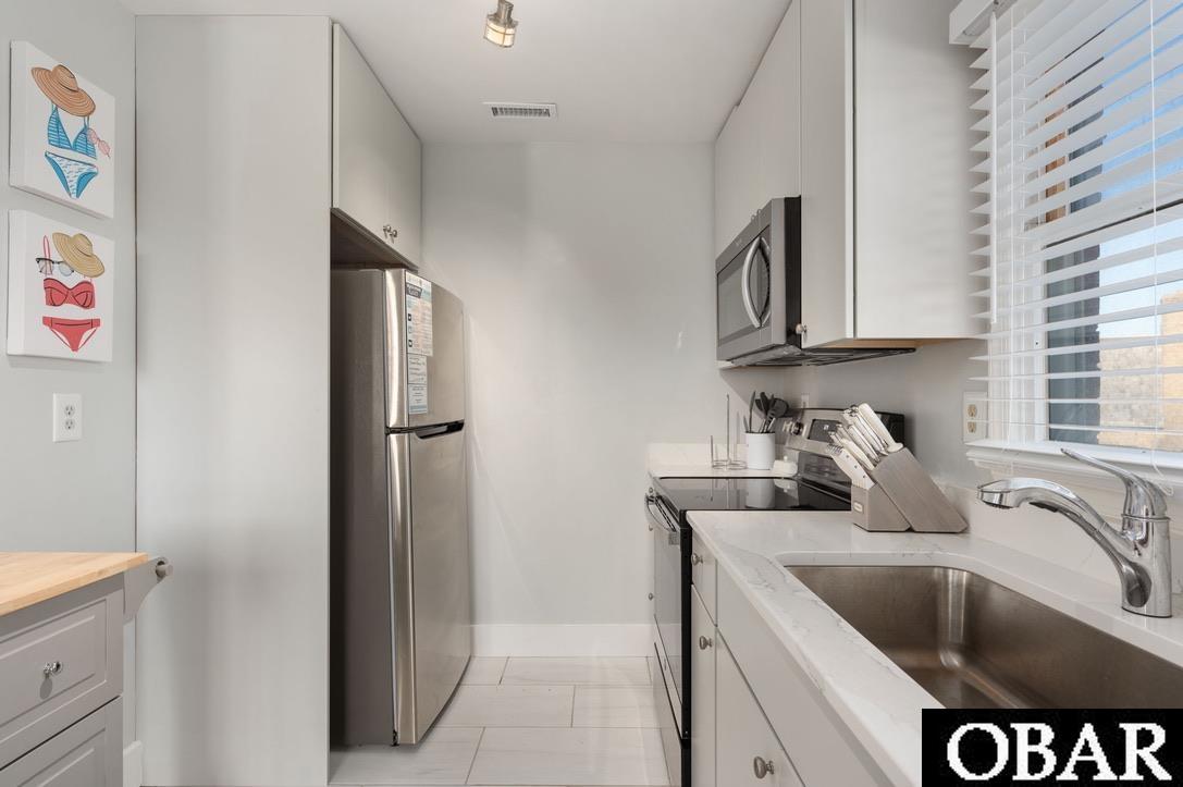 2004 Neptune Way Unit 2004