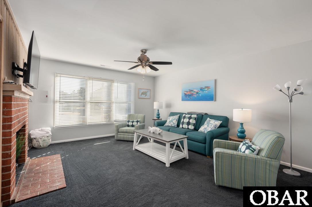 2004 Neptune Way Unit 2004
