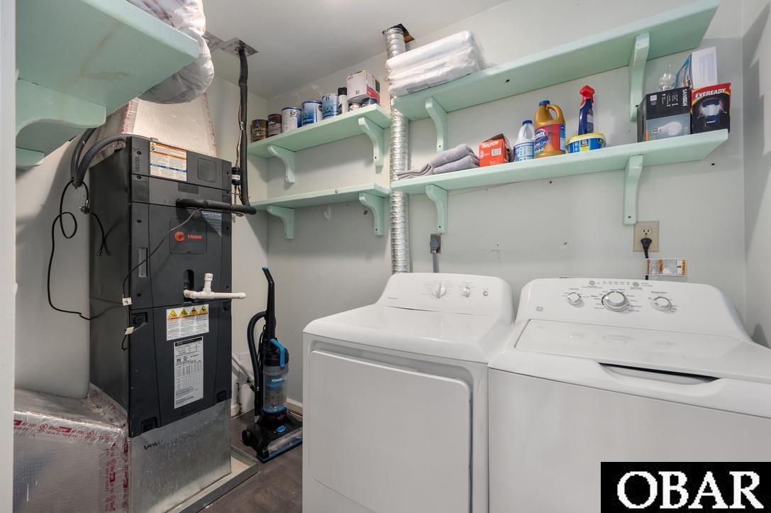 2004 Neptune Way Unit 2004