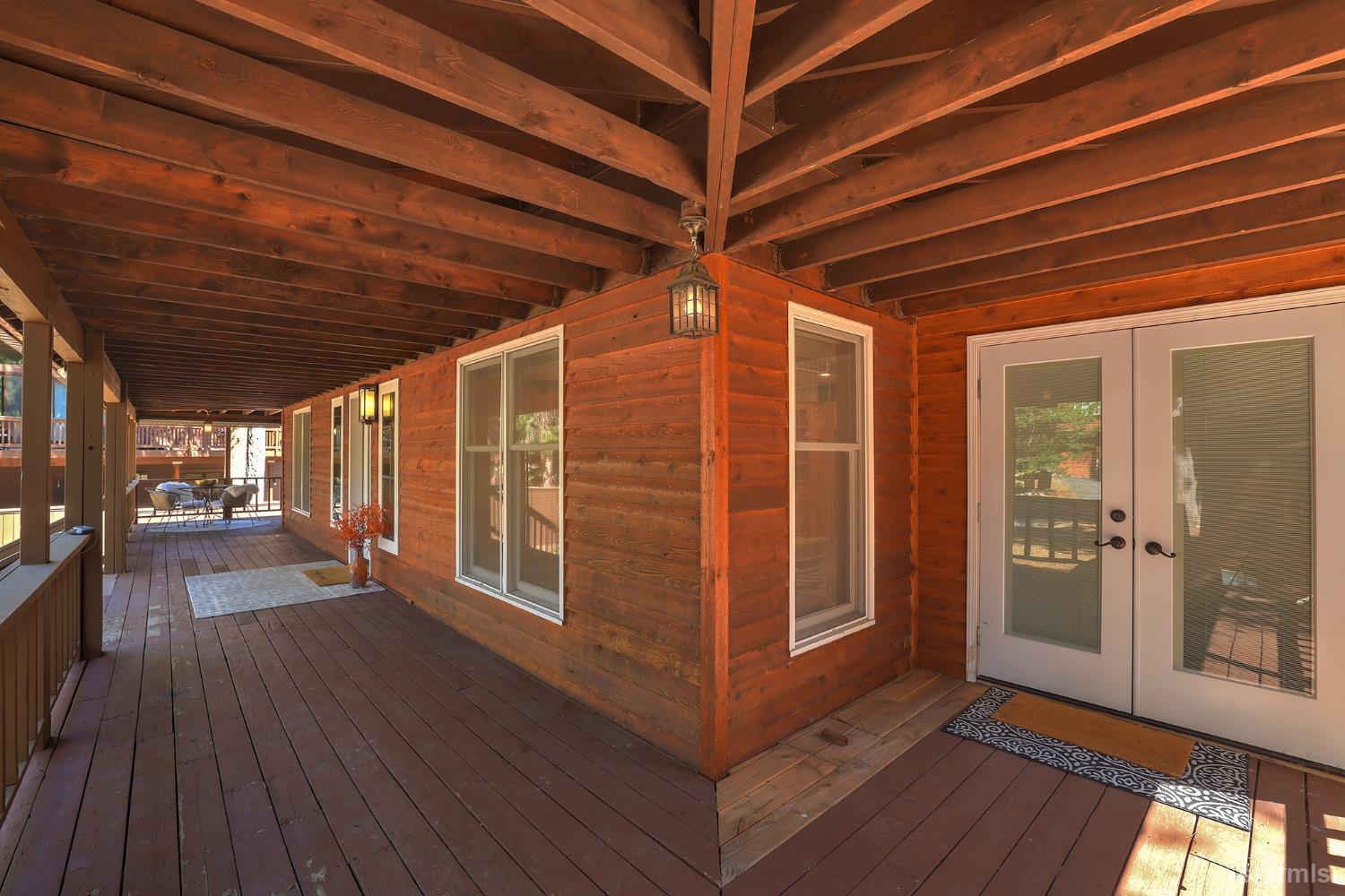 2113 Oaxaco Street