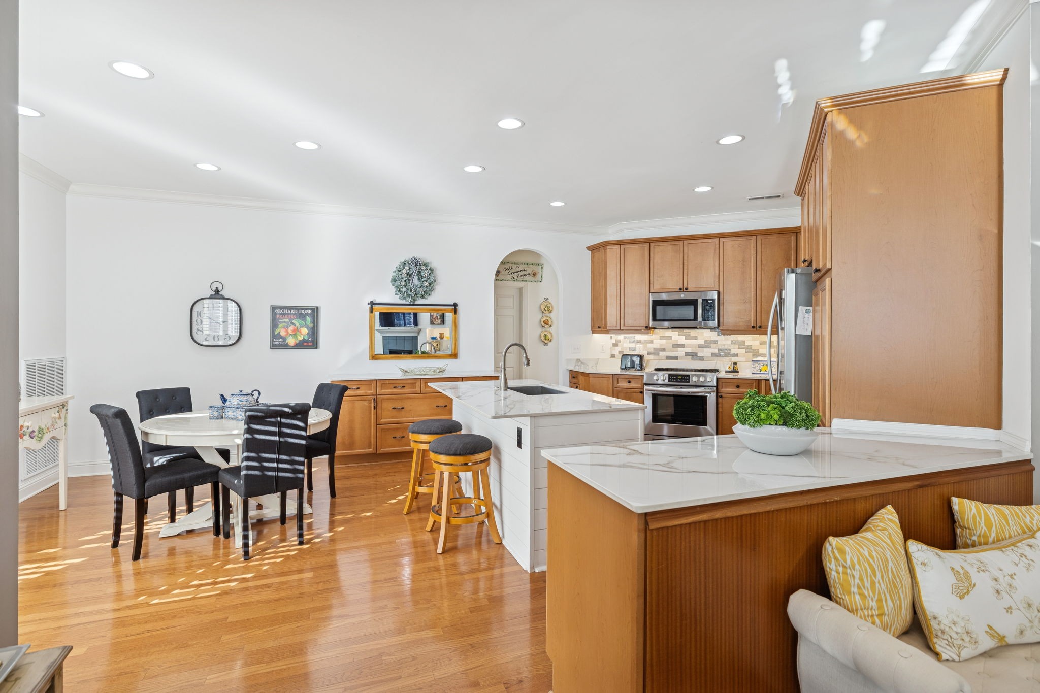 4037 Deer Creek Blvd