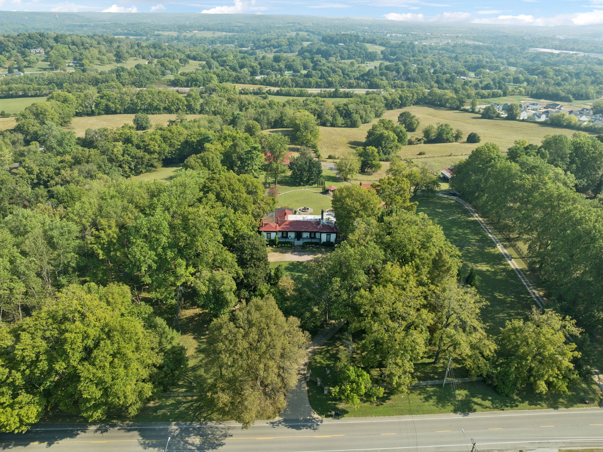 1512 Williamsport Pike