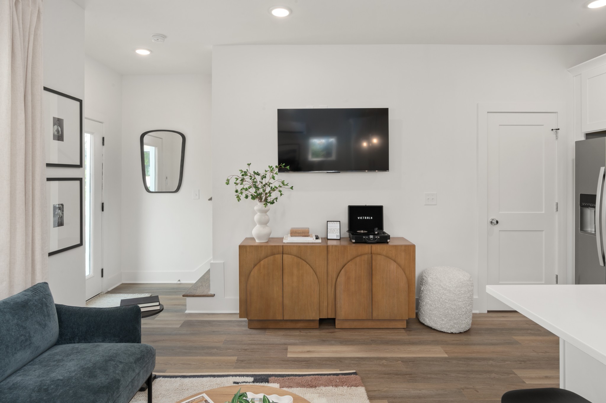 318 Mulberry Terrace Unit: B