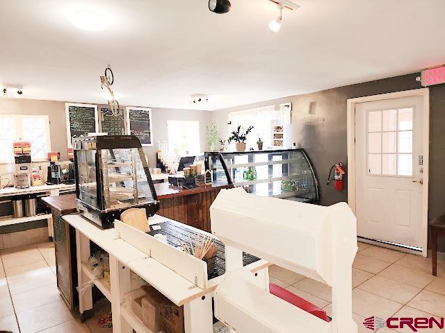 318 E Main St