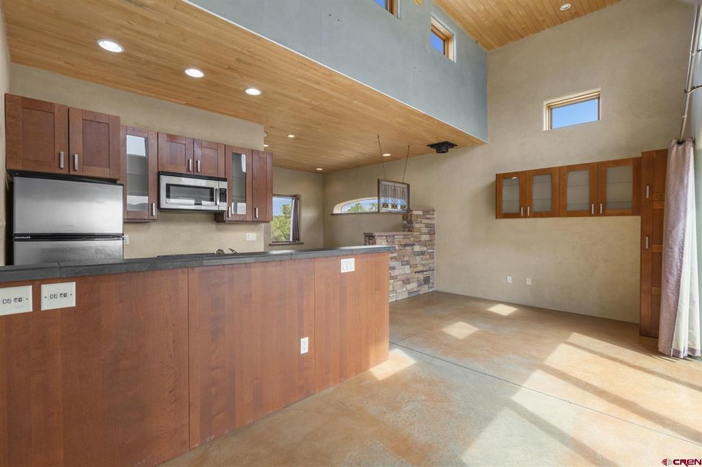 33701 RD K.8