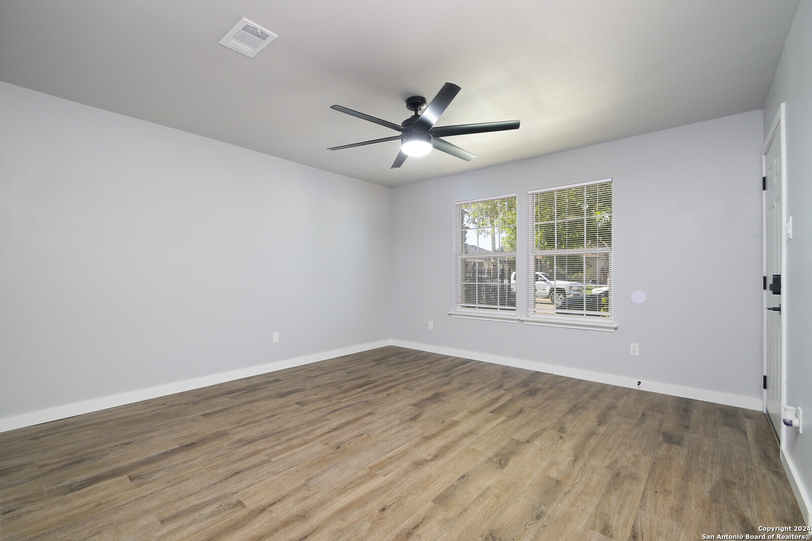 9229 BALBOA PORT DR
