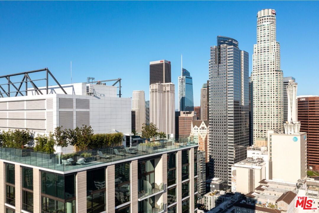 400 S Broadway Unit: 1021
