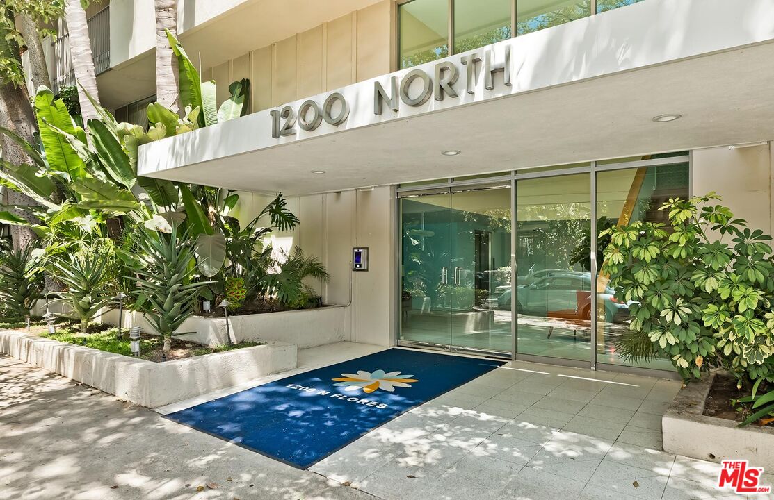 1200 N Flores St Unit: 209