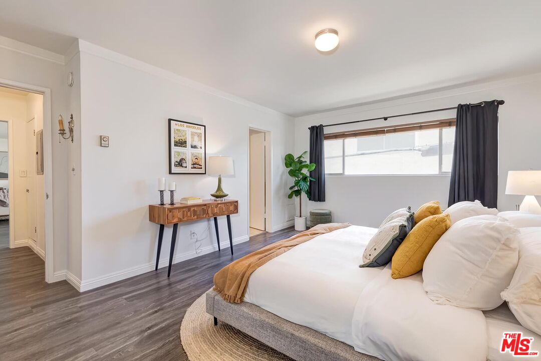1200 N Flores St Unit: 209