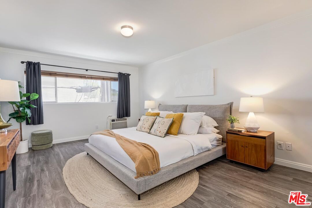 1200 N Flores St Unit: 209