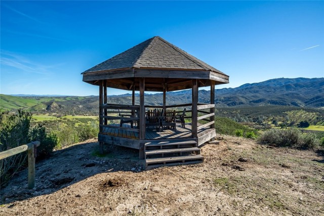 535 Calf Canyon Highway
