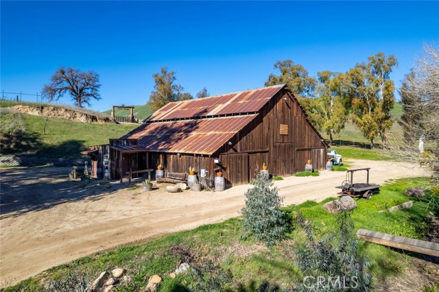535 Calf Canyon Highway