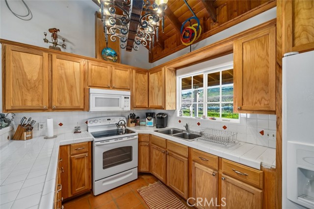 535 Calf Canyon Highway