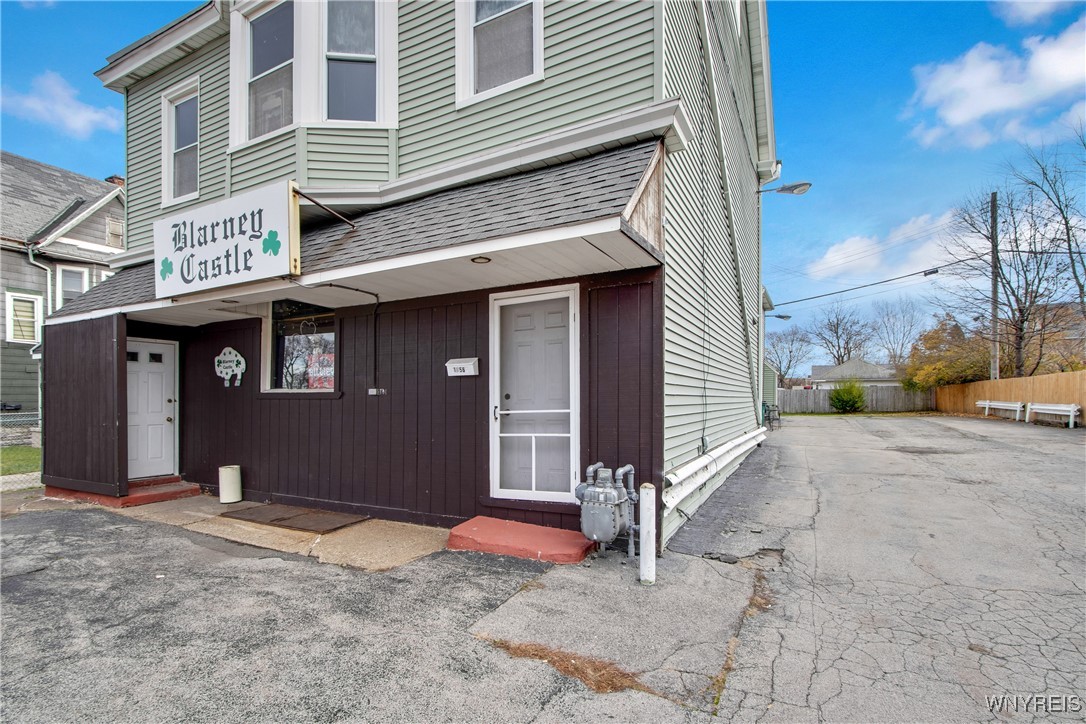 1856 South Park Avenue