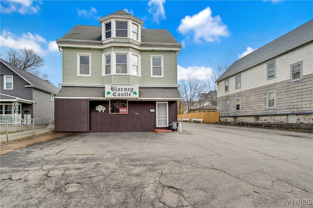 1856 South Park Avenue