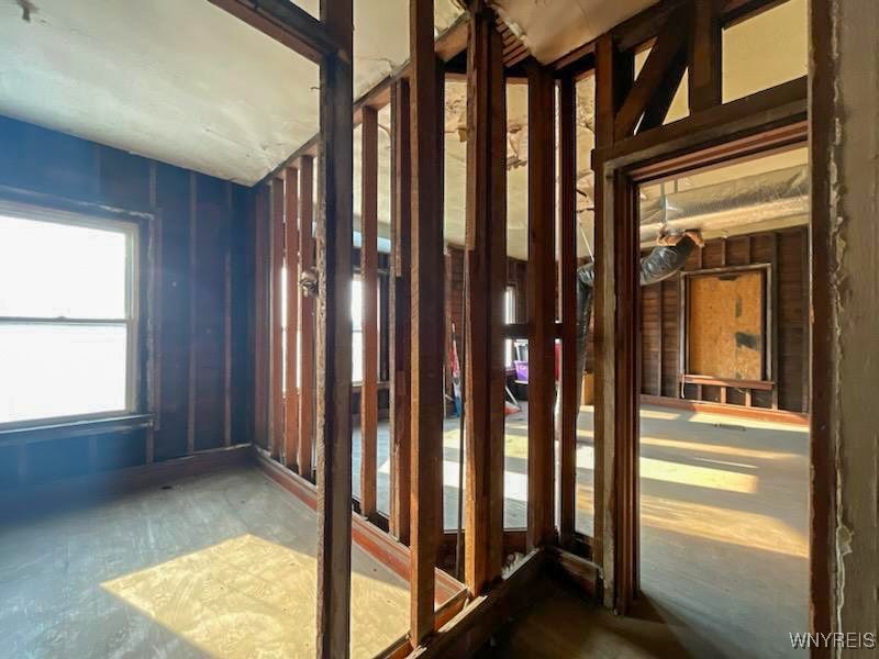 1856 South Park Avenue