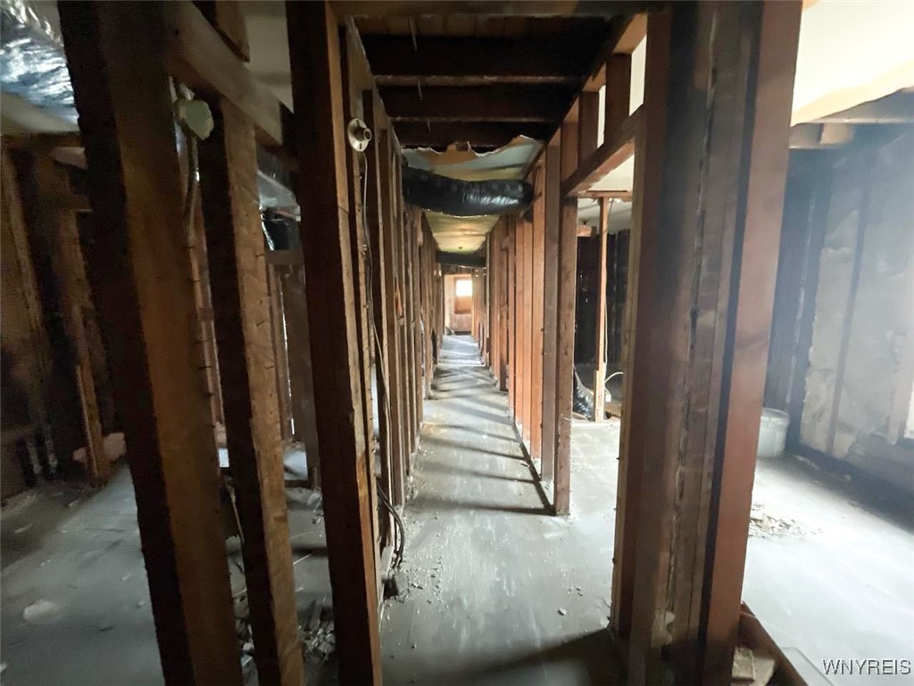 1856 South Park Avenue