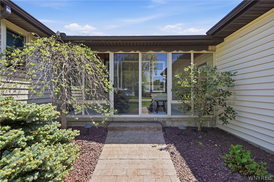 291 Seneca Place