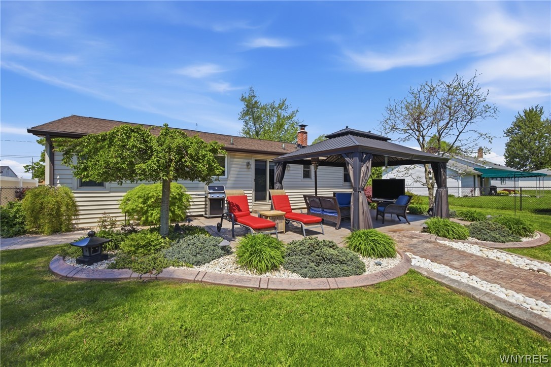 291 Seneca Place