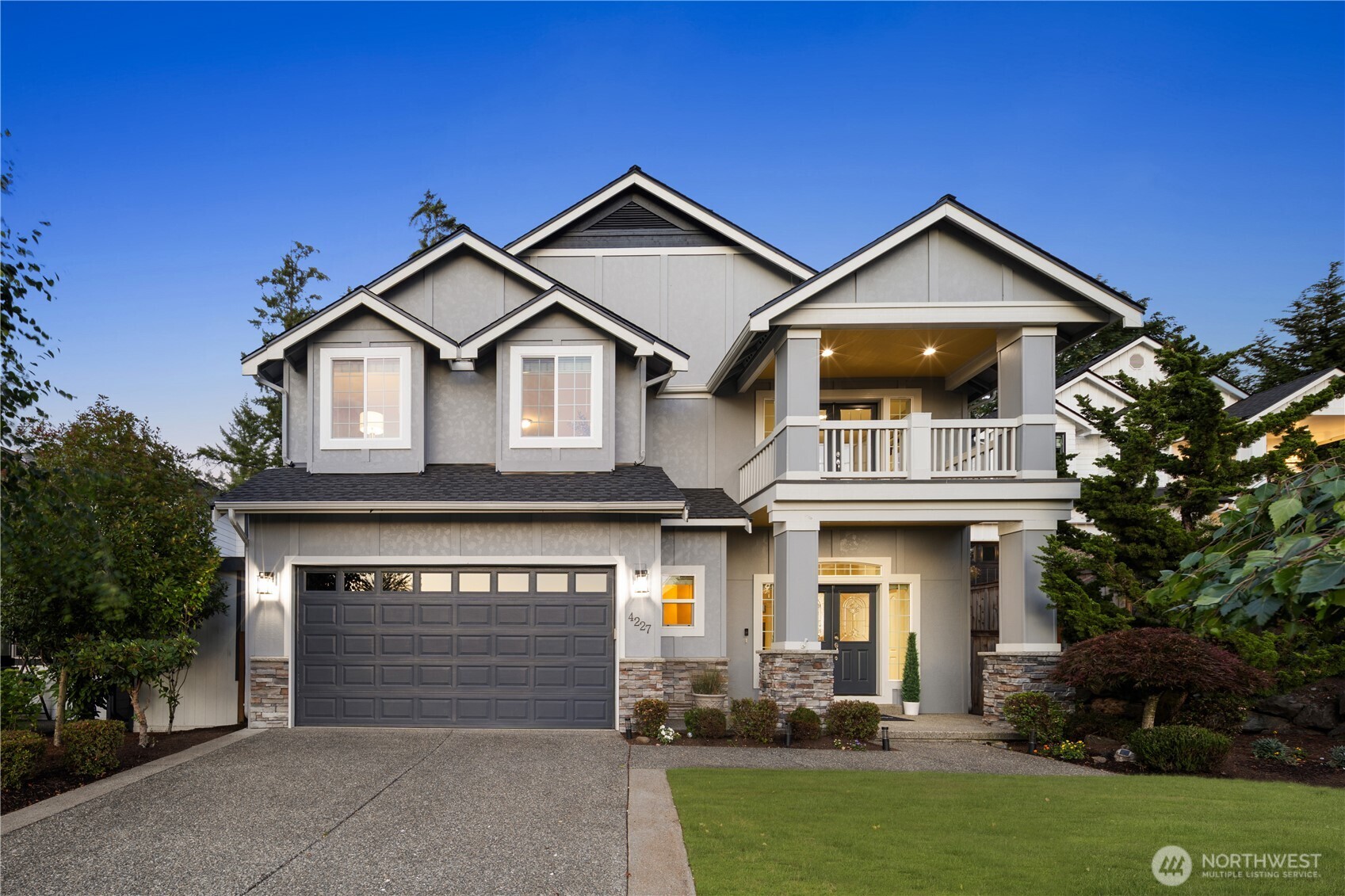 4227 NE 27th Place