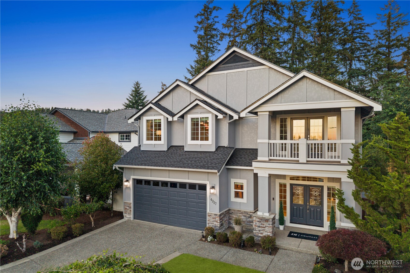 4227 NE 27th Place
