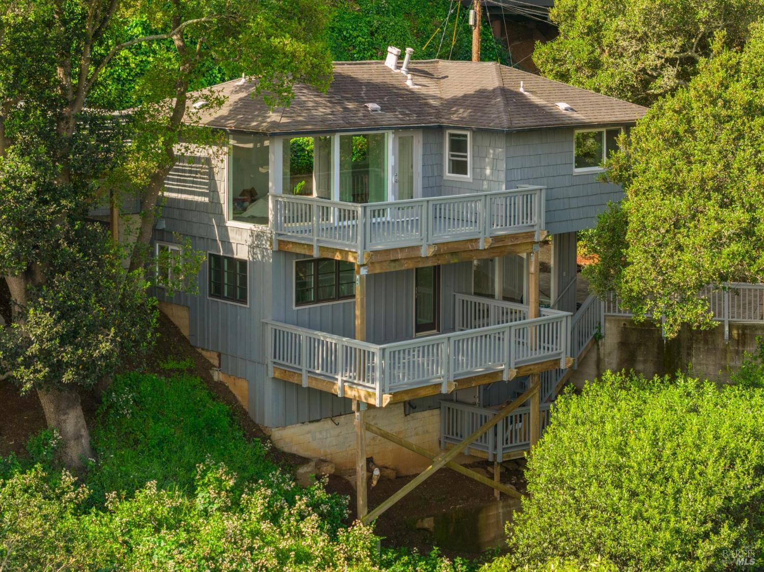 126-134 Edwards Avenue