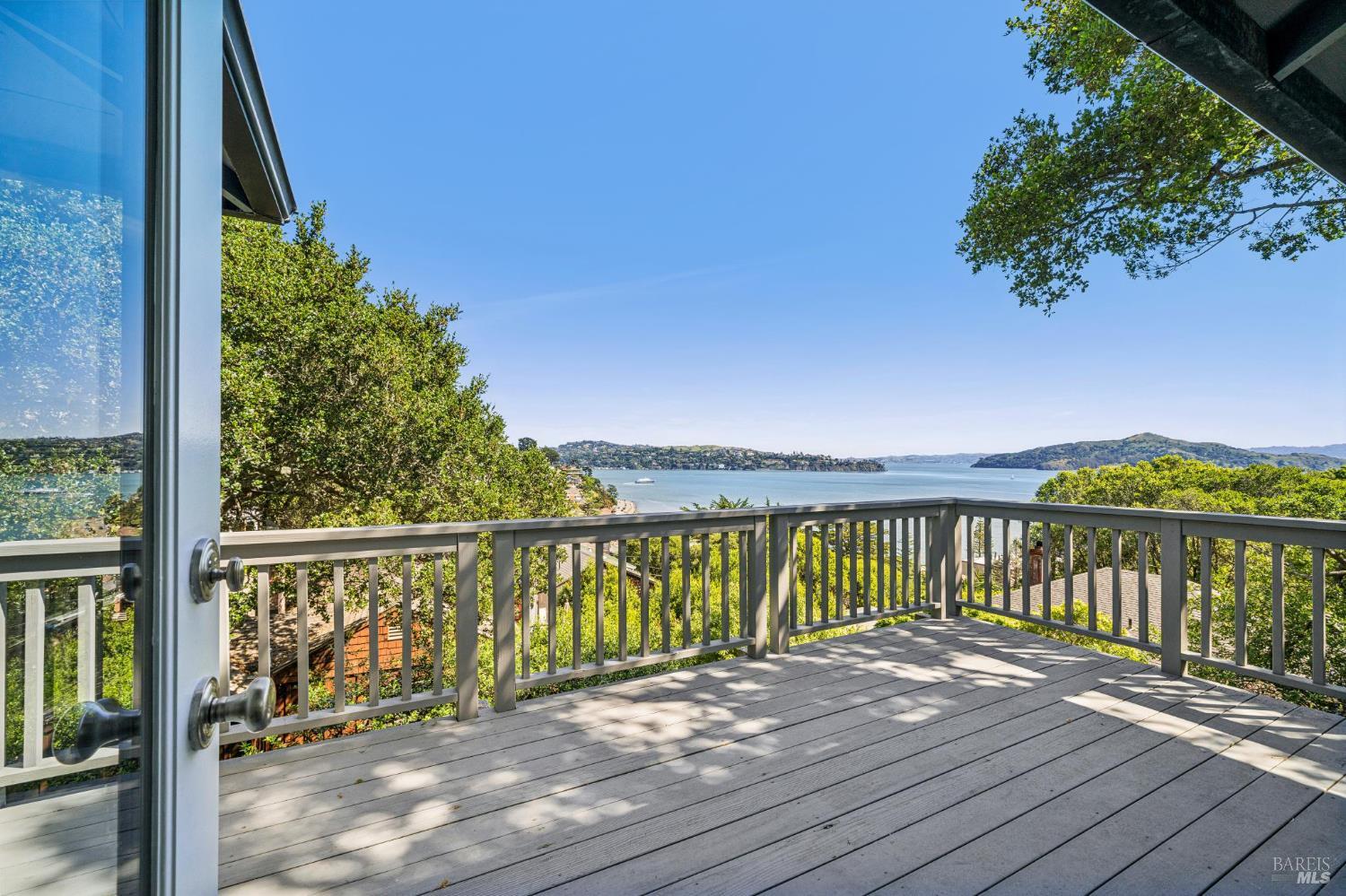 126-134 Edwards Avenue