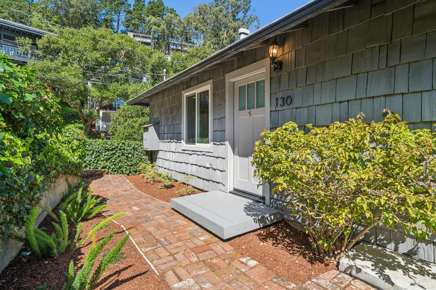 126-134 Edwards Avenue