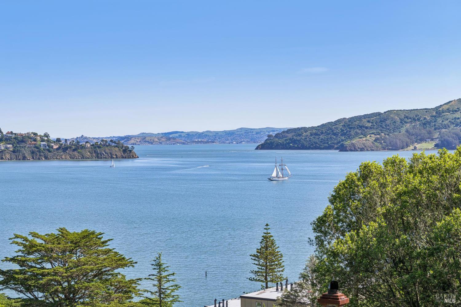 126-134 Edwards Avenue