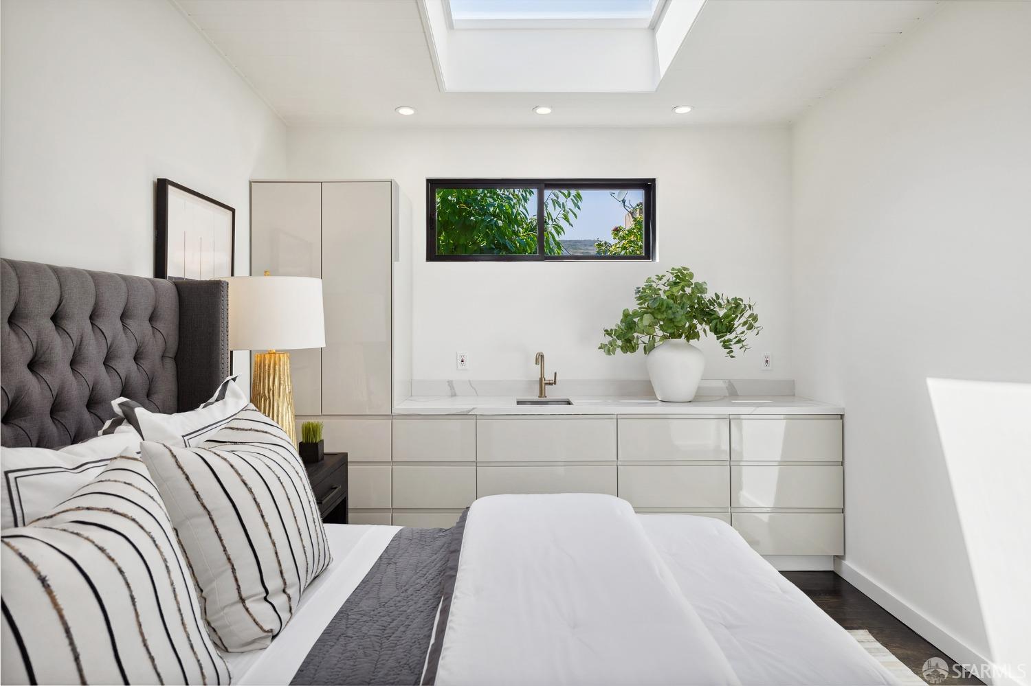 424 Collingwood Street