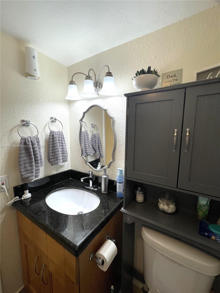 16508 NE 26th Ave # 405