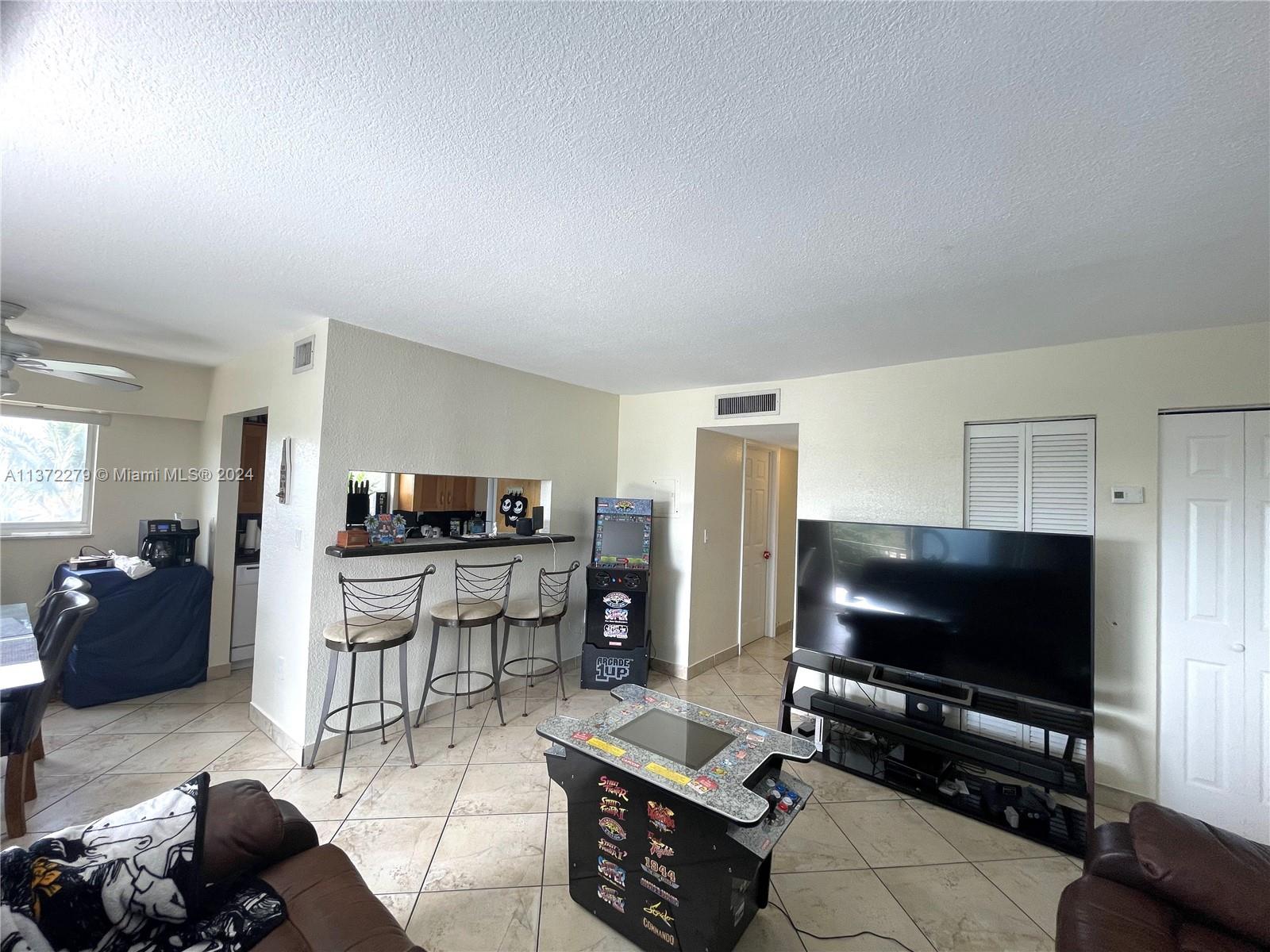 16508 NE 26th Ave # 405