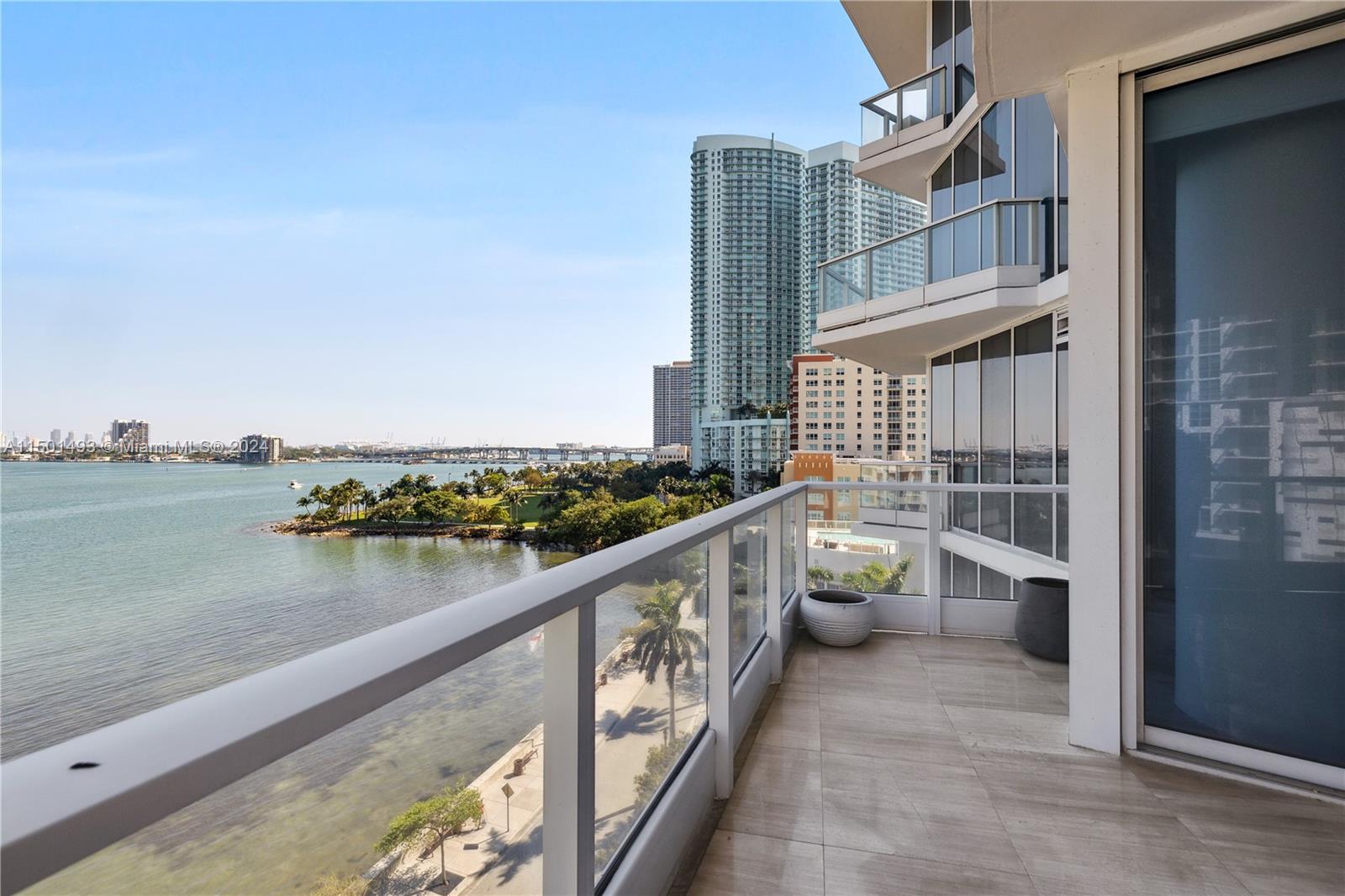 2020 N Bayshore Dr # 801