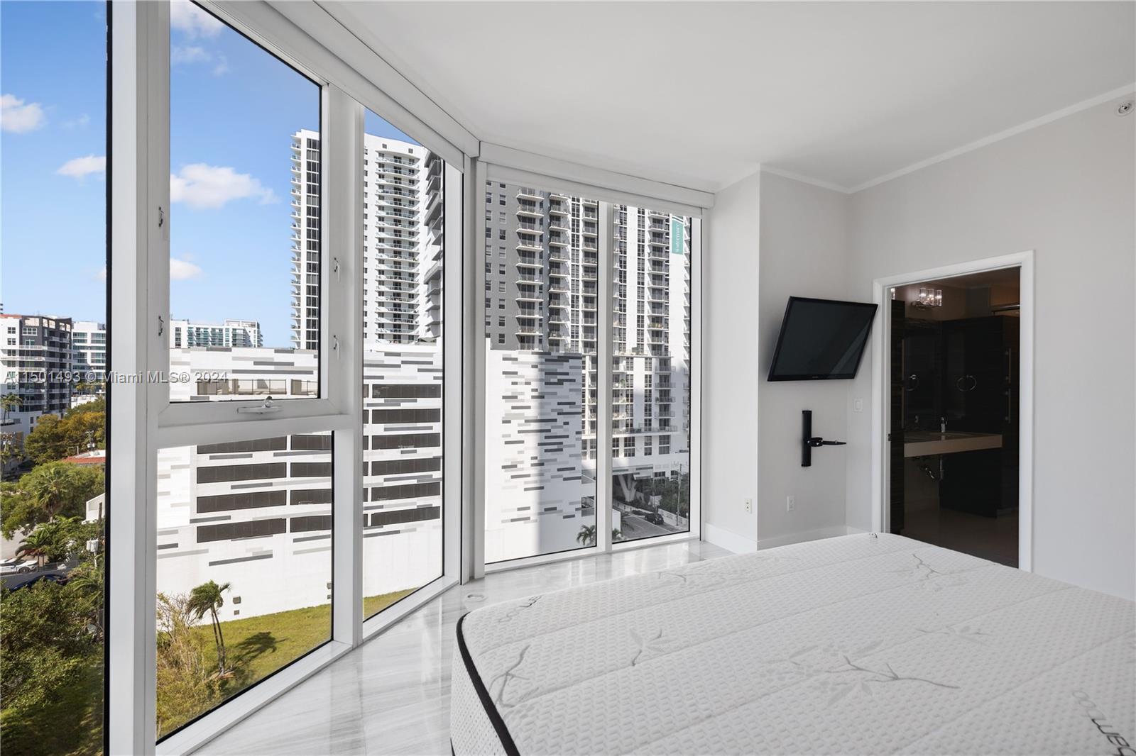 2020 N Bayshore Dr # 801