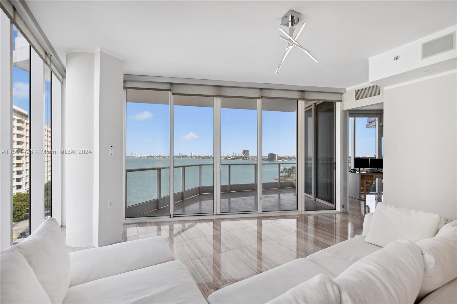 2020 N Bayshore Dr # 801