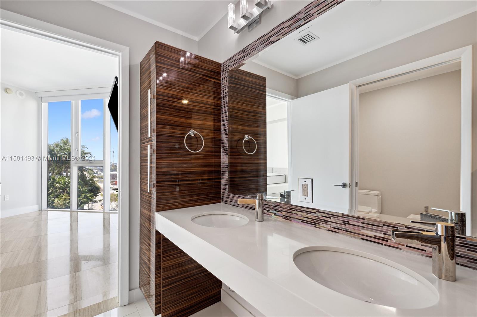 2020 N Bayshore Dr # 801