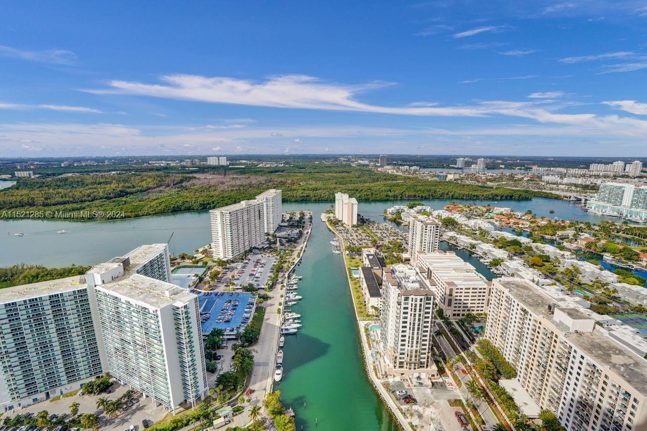 15811 Collins Avenue # 3904