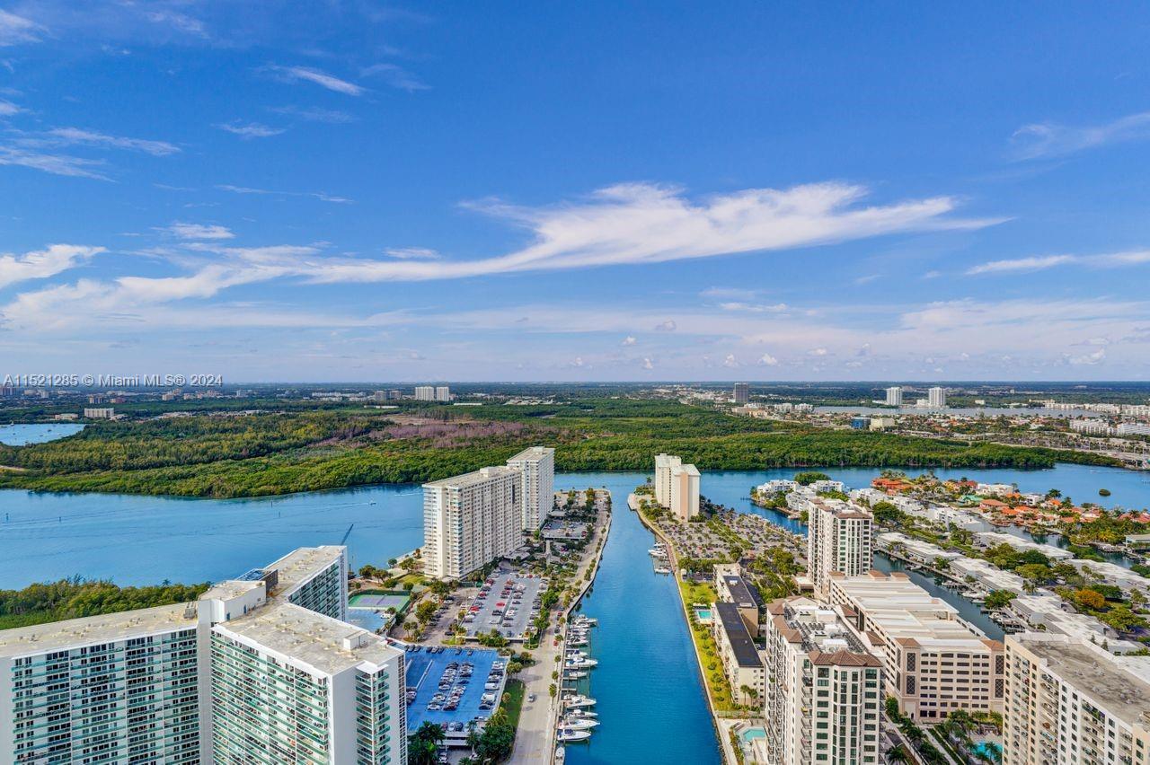 15811 Collins Avenue # 3904