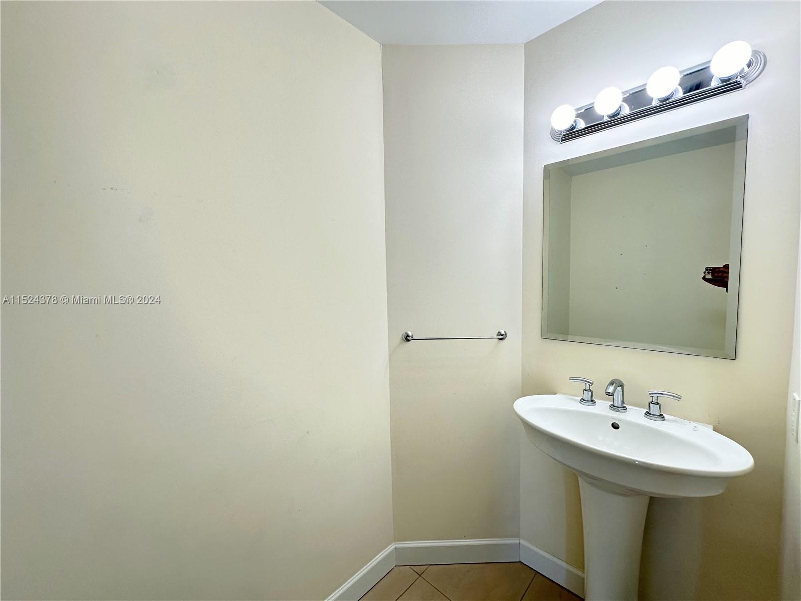 1945 S Ocean Dr # 1212