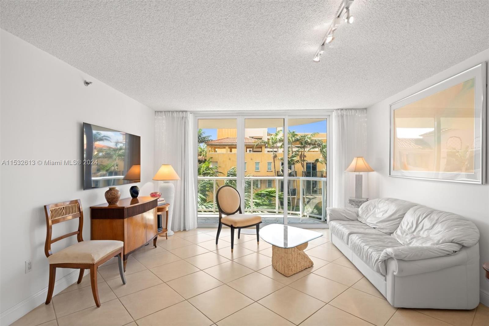 8855 Collins Ave # 3E