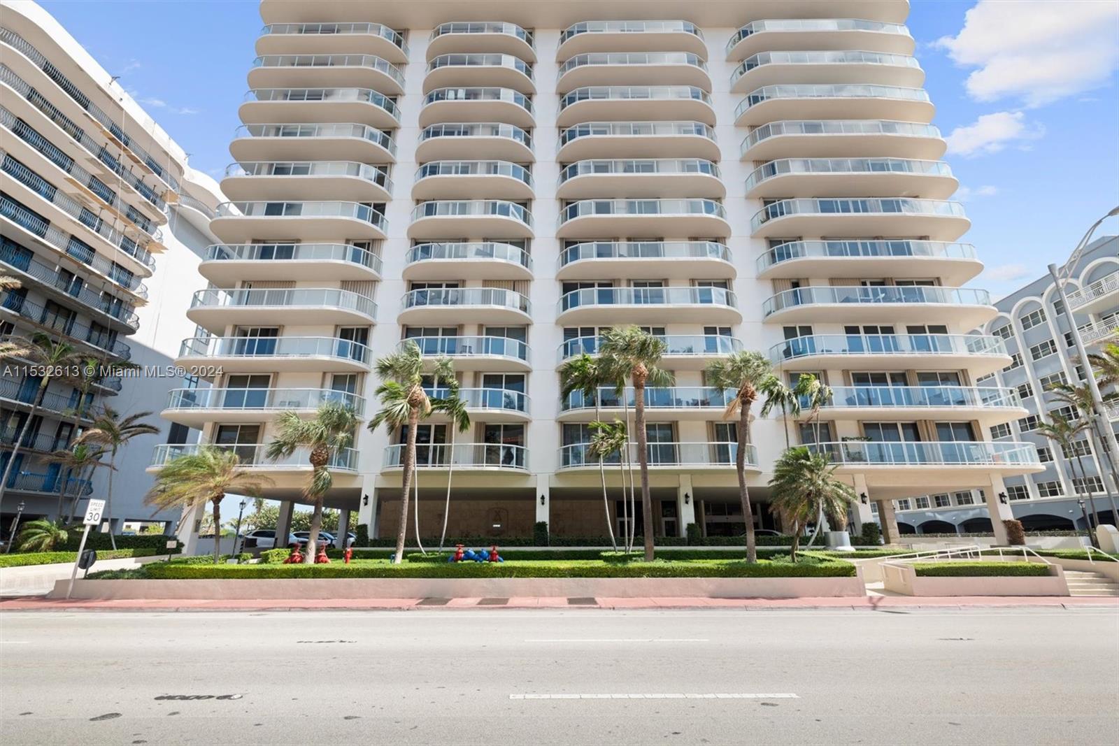 8855 Collins Ave # 3E