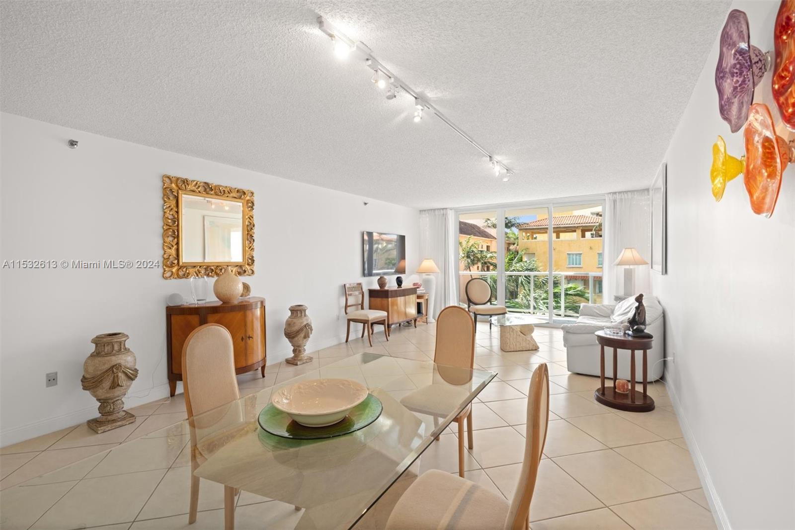 8855 Collins Ave # 3E