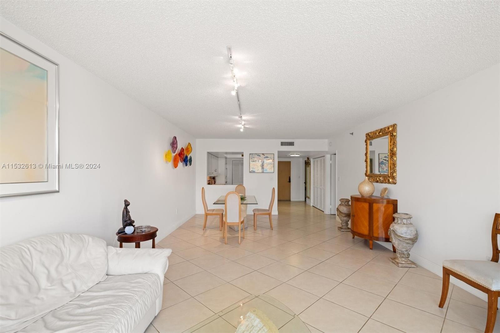 8855 Collins Ave # 3E