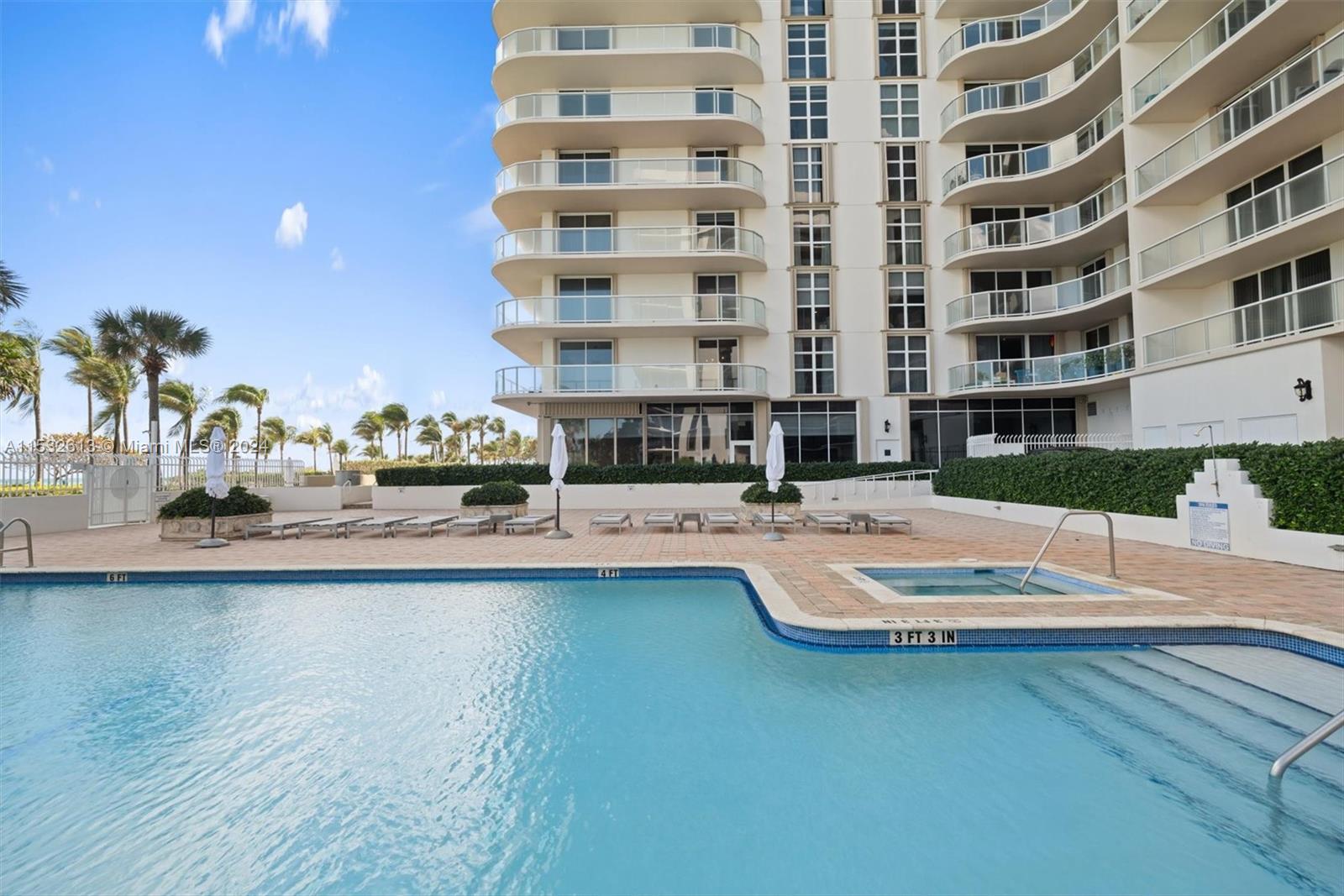 8855 Collins Ave # 3E