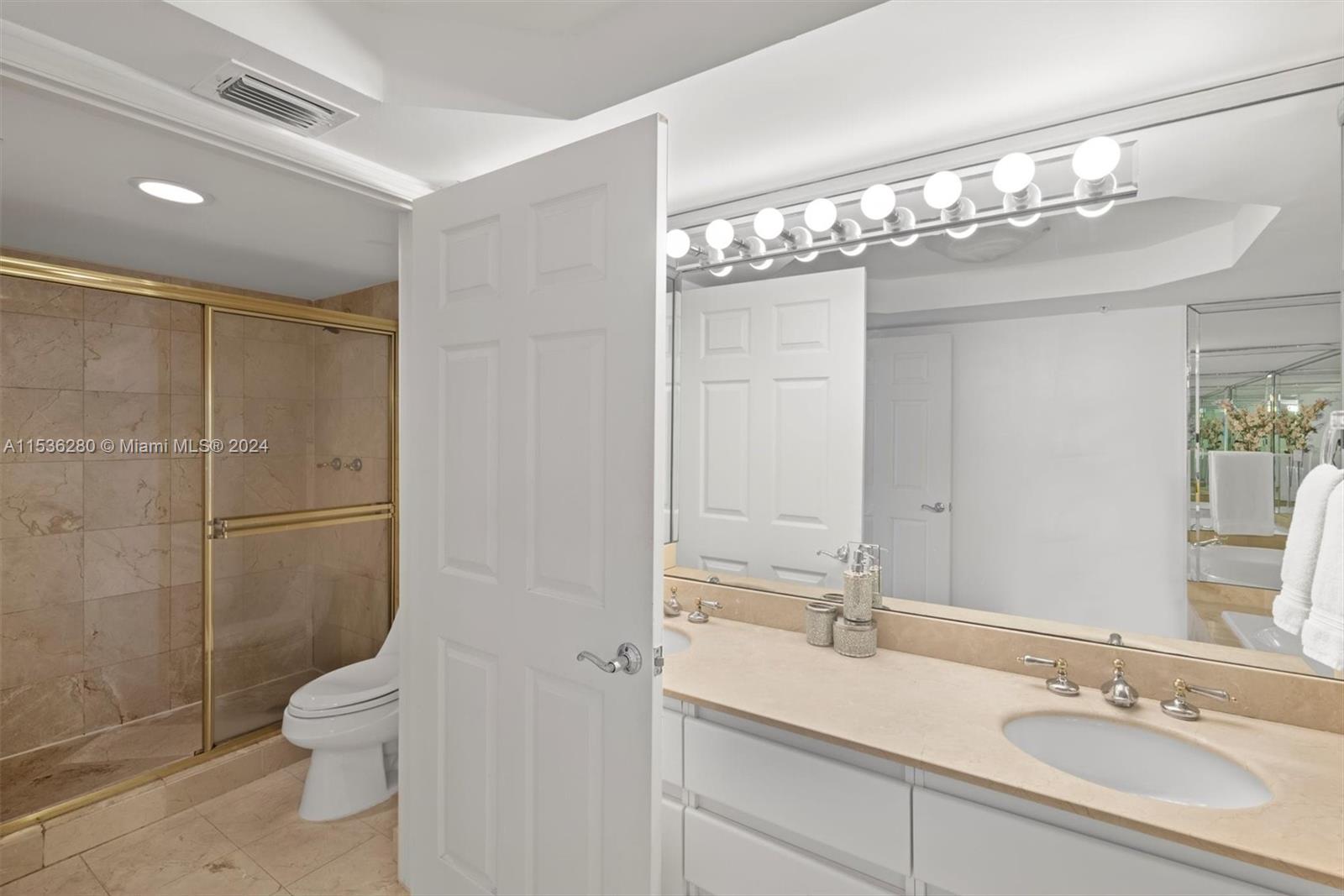 16711 Collins Ave # 1705