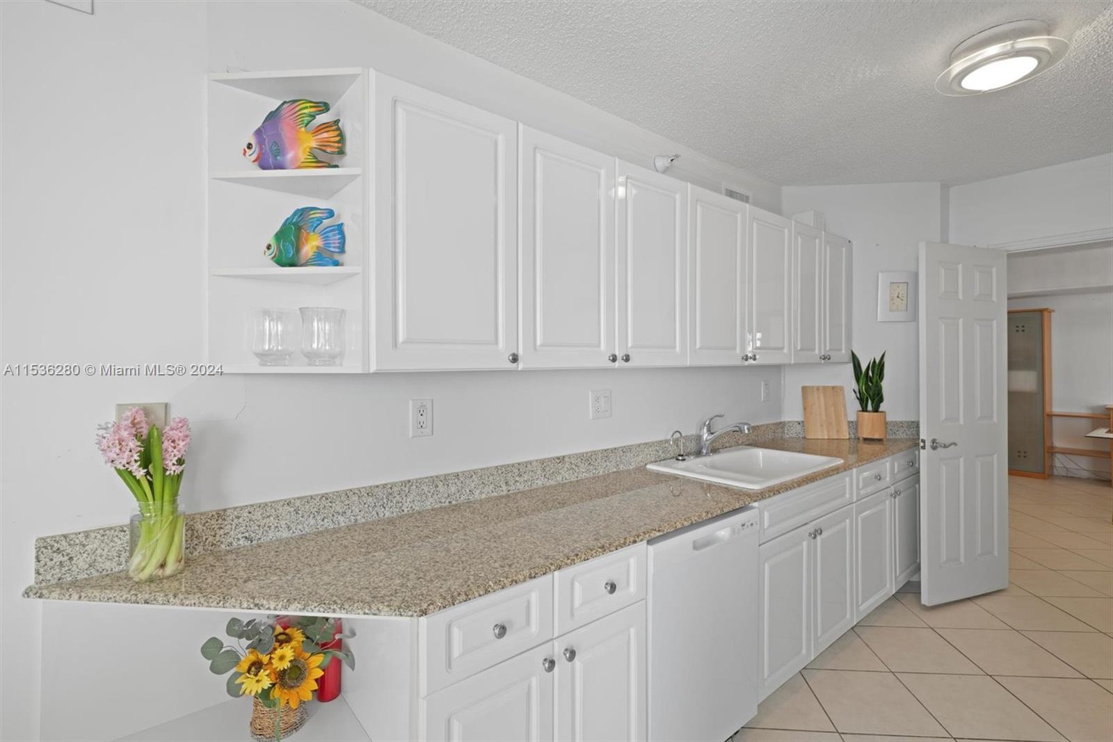 16711 Collins Ave # 1705