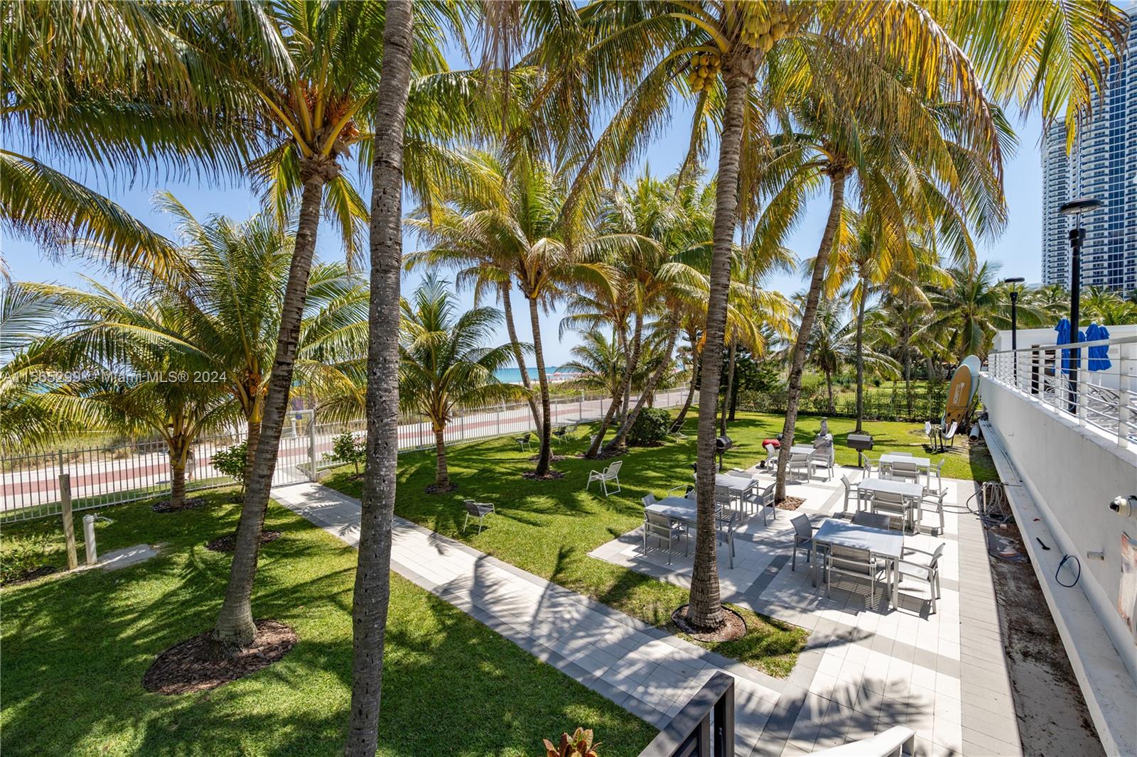 5001 Collins Ave # 12A