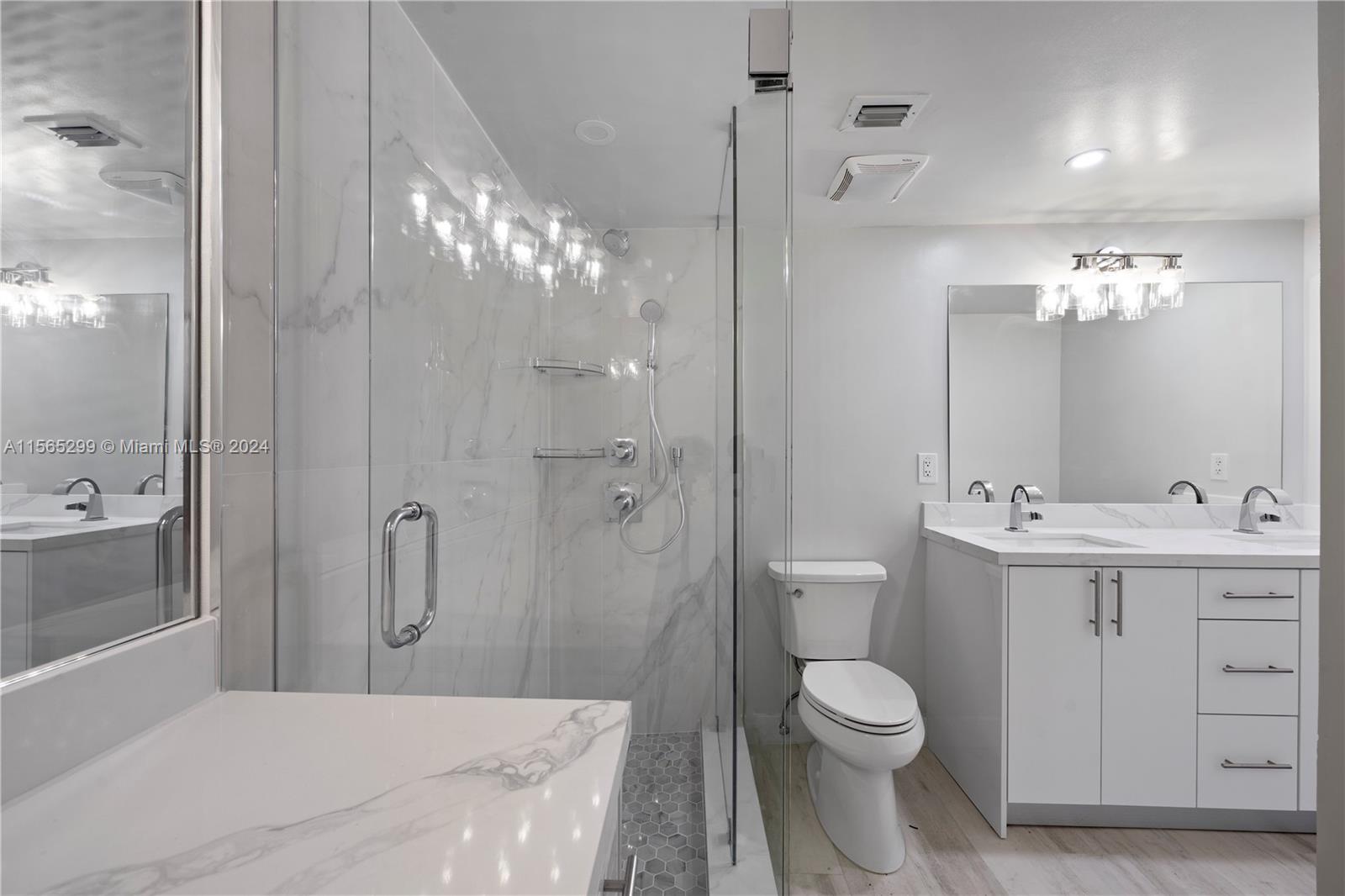 5001 Collins Ave # 12A