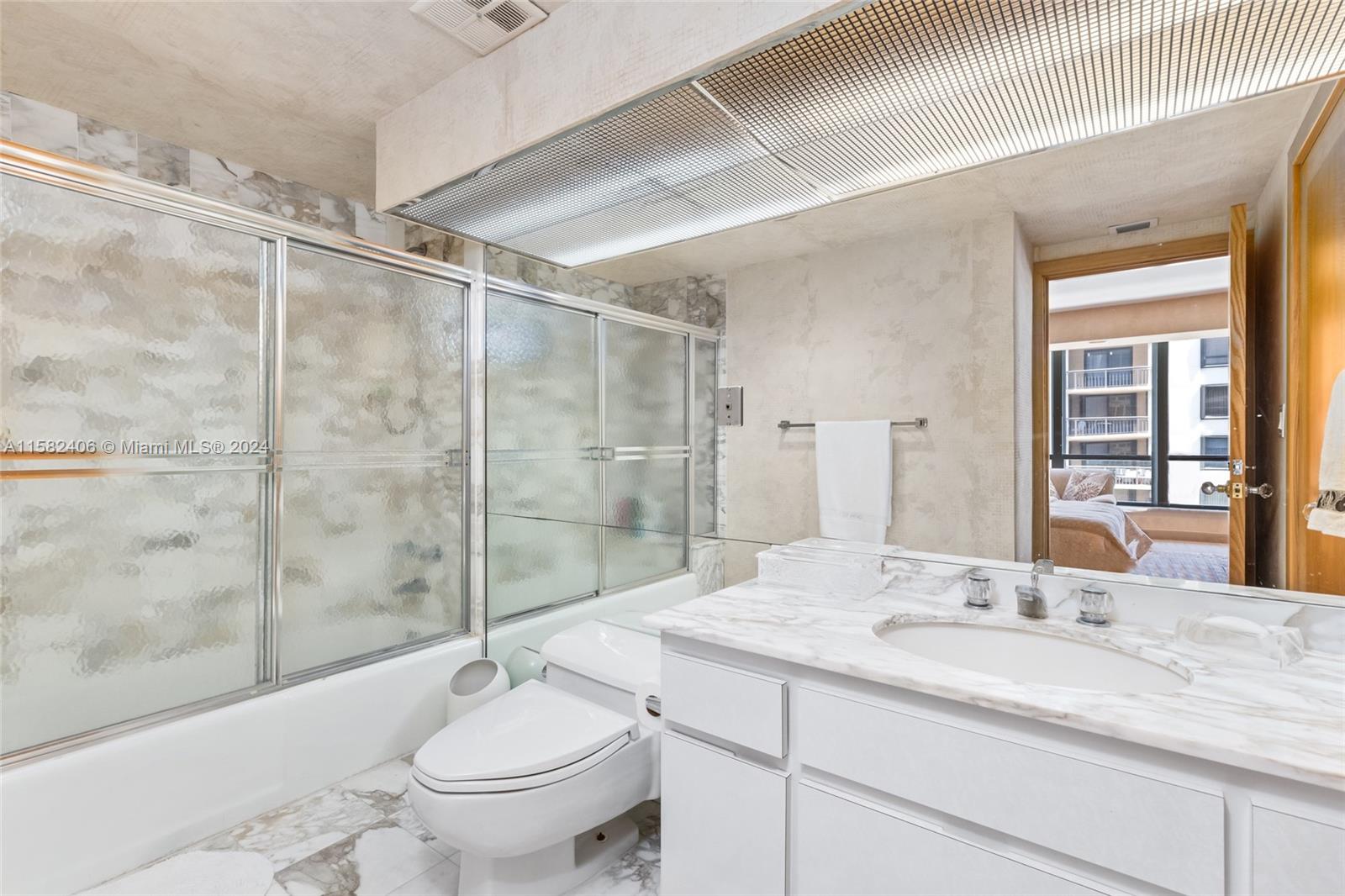 10155 Collins Ave # 1406