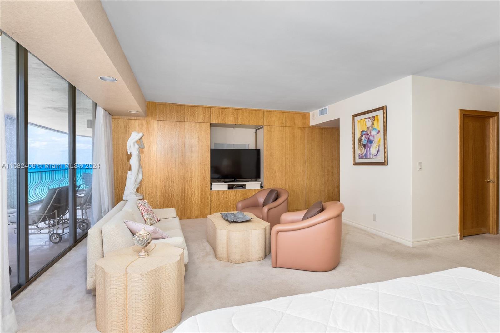 10155 Collins Ave # 1406